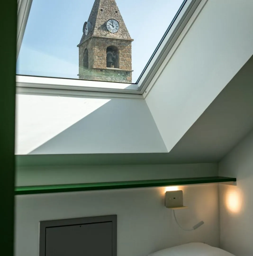 Four-Bedroom Triplex In Albiez-Montrond
