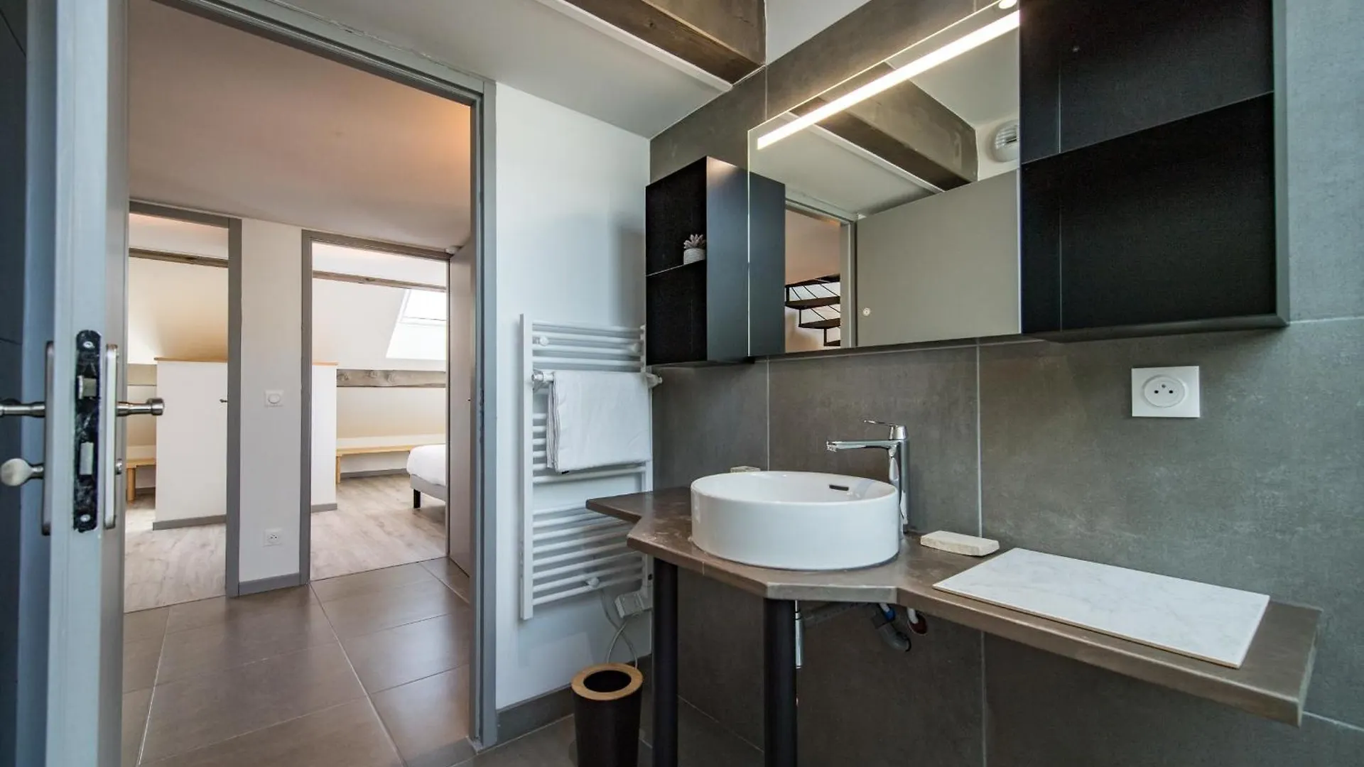 Apartment Four-Bedroom Triplex In Albiez-Montrond France